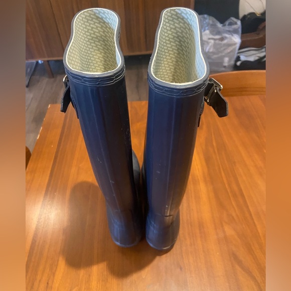 Hunter Original Tall Rain Boots (Navy) (Women’s size 8) - Picture 2 of 9
